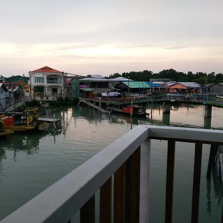 Pulau Ketam D'Island Beds&Cafe Apartment Bagan Pulau Ketam Exterior photo